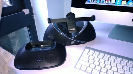 果粉专业户的高大上桌面 满满尽是苹果的创意与科技